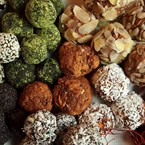 Skořicové raw kuličky