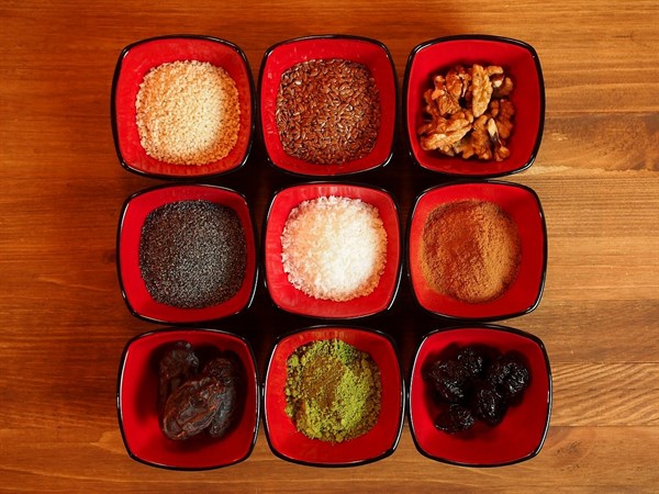 Skořicové raw kuličky