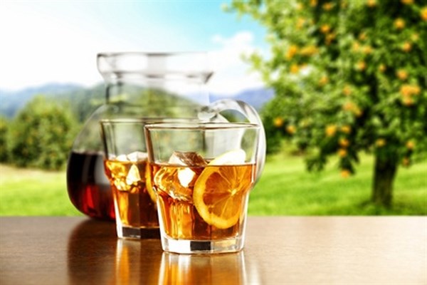 10 tipů na ledové čaje, které si snadno připravíte doma