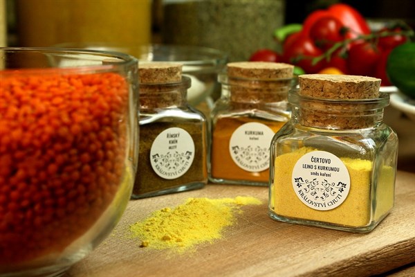 Čočka se špenátem a čertovým lejnem