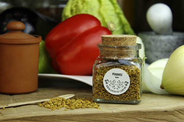 Severoindické pikantní smažené kuře s pískavicí