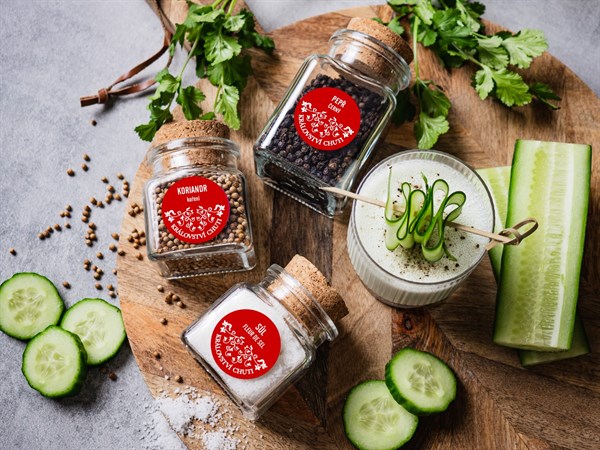 Indický nápoj lassí (slaná varianta)